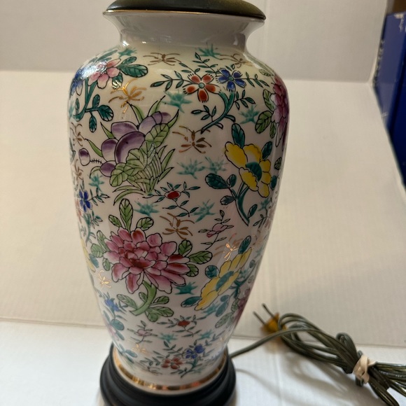 Vintage floral lamp